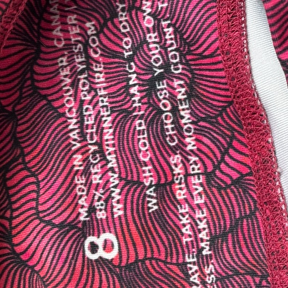 My Inner Fire Yoga Leggings bright magenta flower flower pattern - Picture 7 of 7